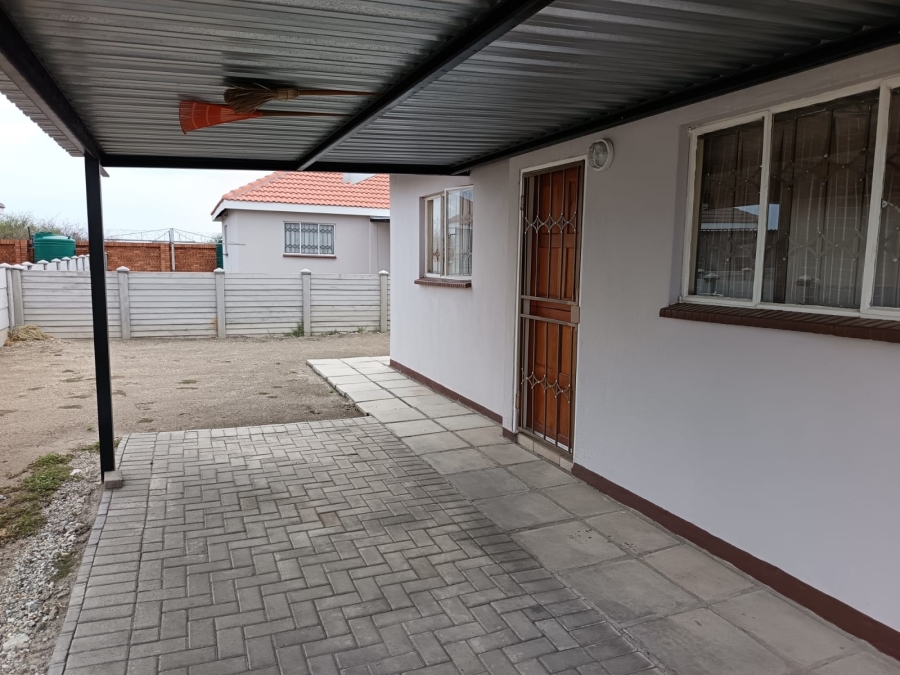 2 Bedroom Property for Sale in Freedom Park North West